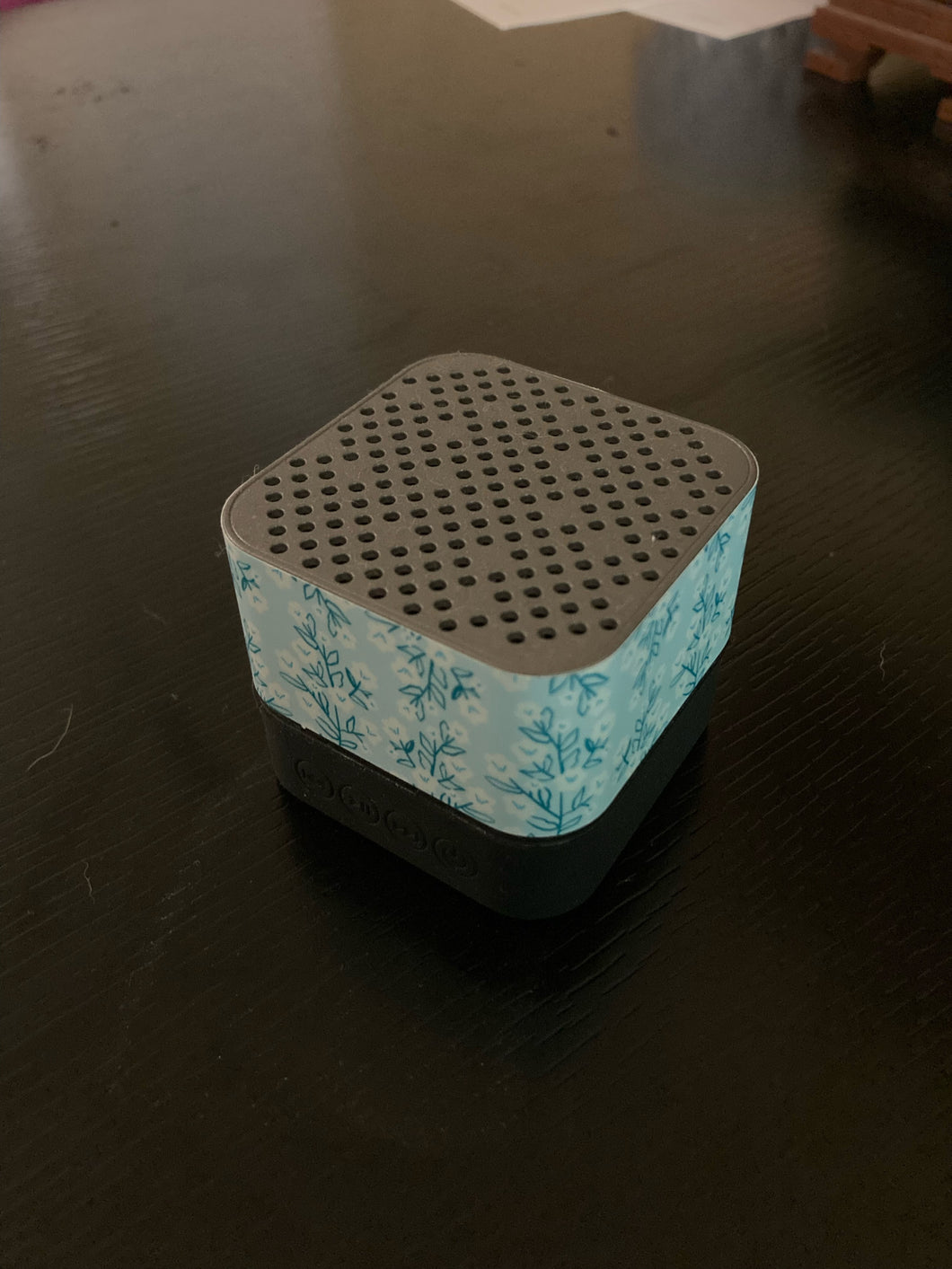 Garden Party Bluetooth Speaker